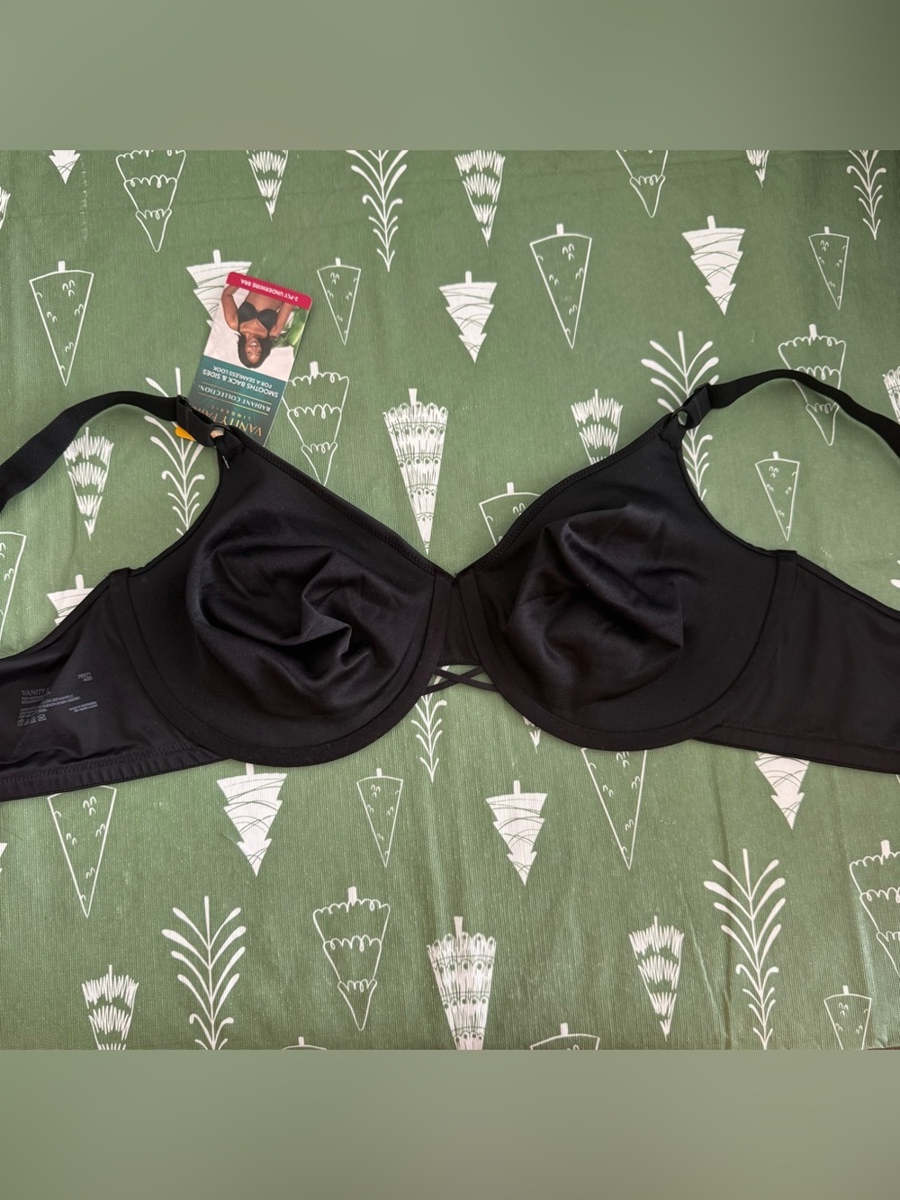Vanity Fair Radiant 2-Ply Full Coverage Back Smoothing Underwire Bra 42D Black - Picture 9 of 15